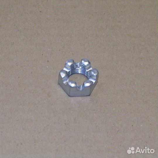 Гайка М 16*1,5 (Н11 S24) корончатая правая резьба