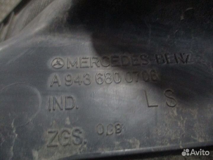 Накладка торпедо Mercedes-Benz A9436800706