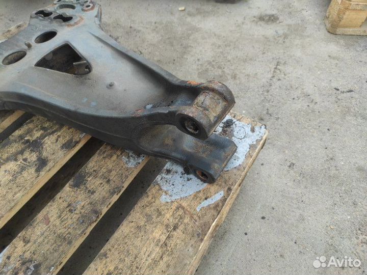 Кронштейн реактивной тяги Daf Xf 106