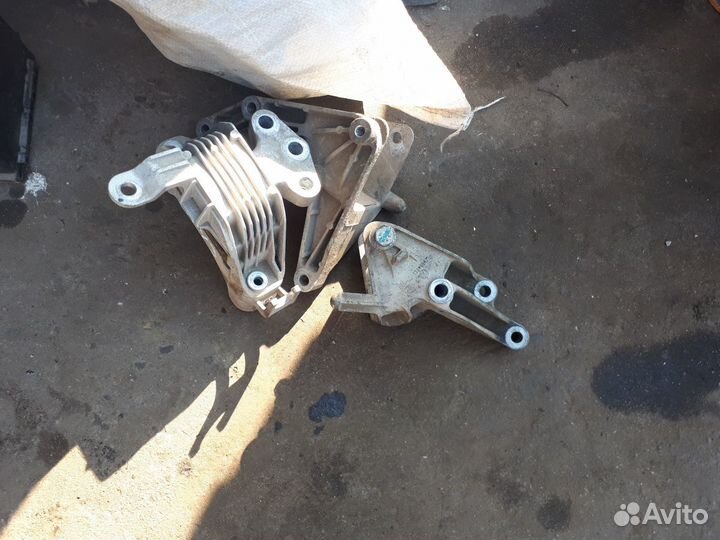 Подушки двигателя Шевроле Круз