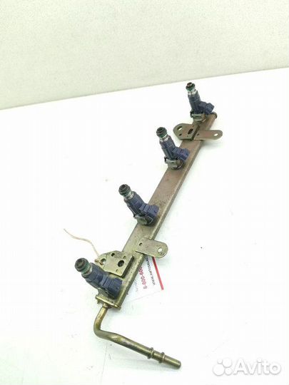 Форсунка топливная Nissan X-Trail T30 QR25DE