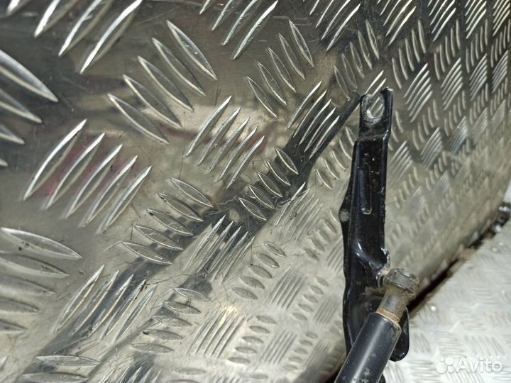 Петля крышки багажника BMW 3 E46 (98-05) L б/у (арт. 41627001559)