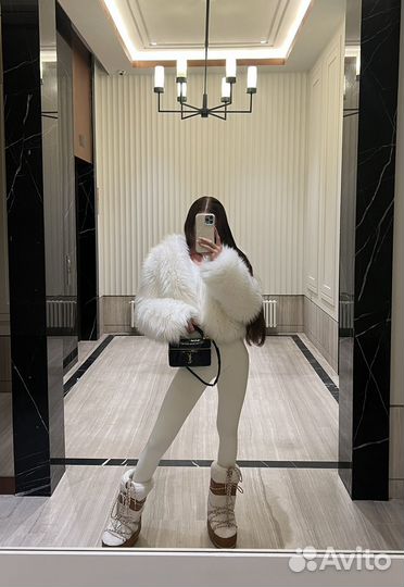 Шуба из эко меха theround.moscow