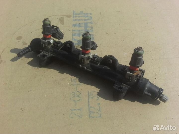 Рейка топливная (рампа) Skoda Fabia 2007-2015