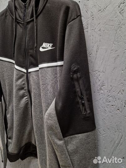Спортивный костюм Nike