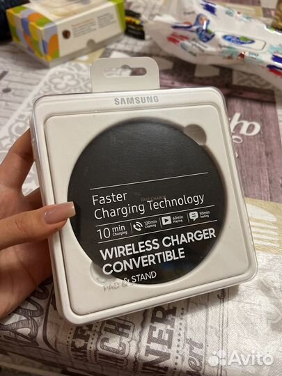 Беспроводное зарядное устройство Samsung