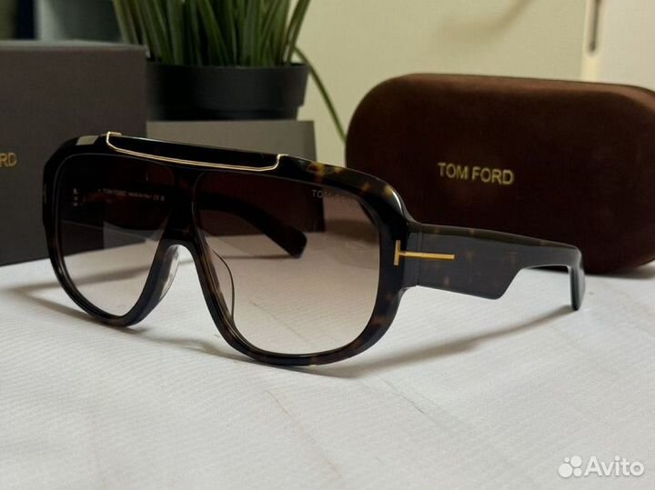 Очки Tom Ford Rellen FT 1093