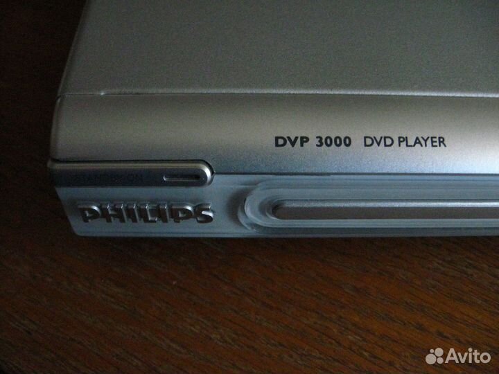 DVD плеер с дисками