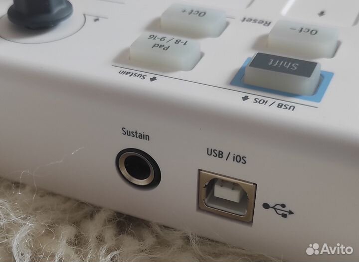 Midi-клавиатура Arturia MiniLab Mk2