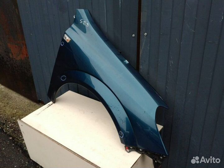 Крыло переднее правое Opel Astra H Z18XER 2007