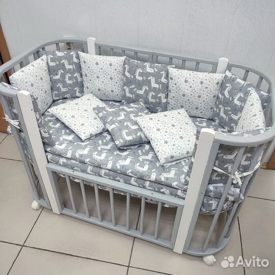 Кроватка+пеленальный комод+комплект матрасов