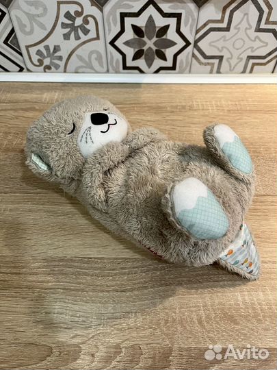 Игрушка выдра fisher price