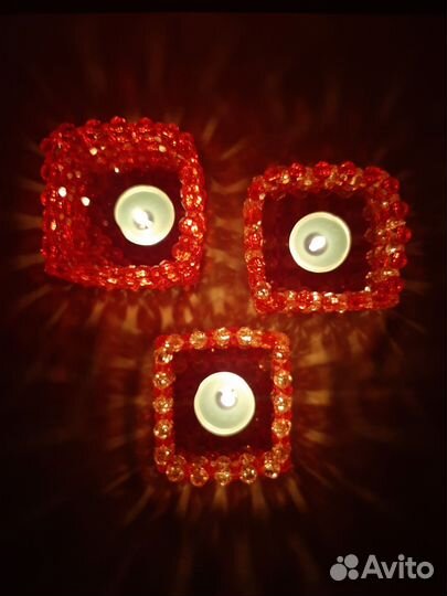 Подсвечник из бусин