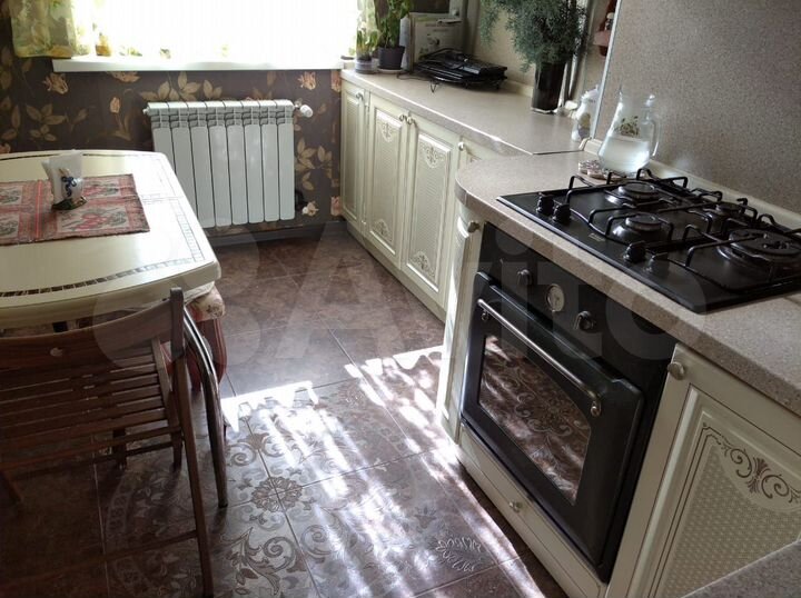 2-к. квартира, 52 м², 2/3 эт.