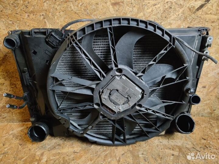 Кассета радиаторов Bmw 330D E90 M57/T2 2006