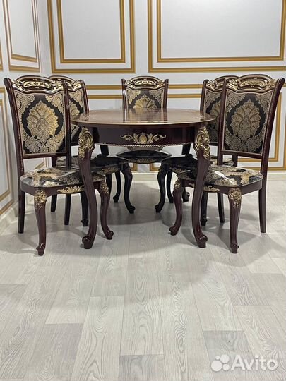 Столы и стулья