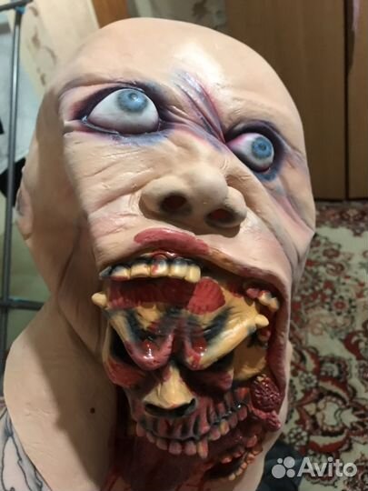 Маска для хелуина
