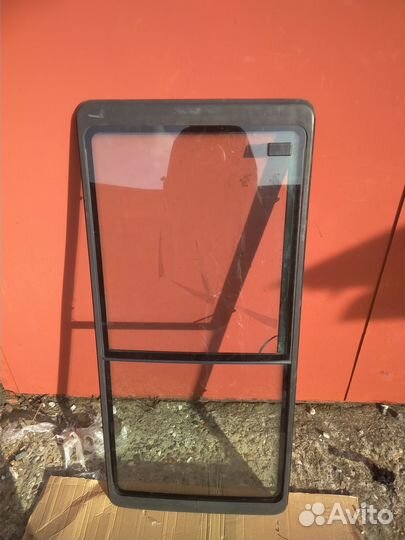 Стекло сдвижное для Фольксваген Т 4