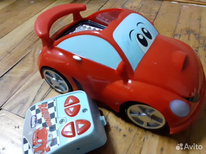 Машинка на пульте рабочая