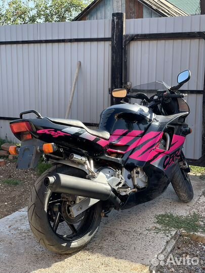 Продам Honda CBR 600