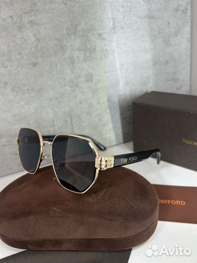 Солнцезащитные очки том форд