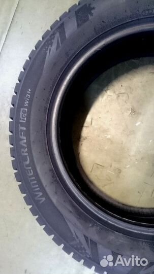 Kumho WinterCraft Ice WI31 245/35 R19 93T