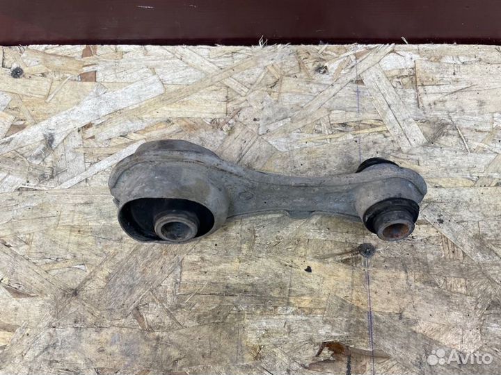 Опора двигателя LADA Vesta