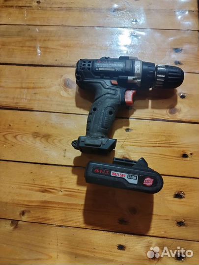 Шуруповерт