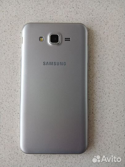 Samsung Galaxy J7 Neo, 2/16 ГБ