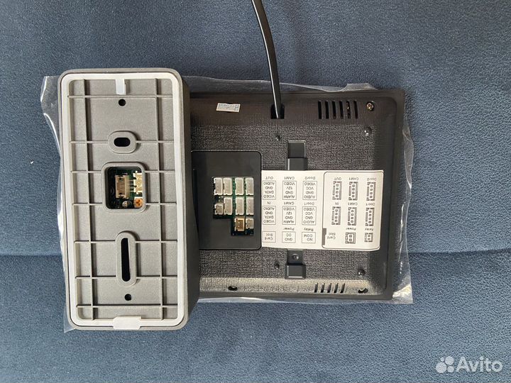 Wi-fi Видеодомофон + купольная камера