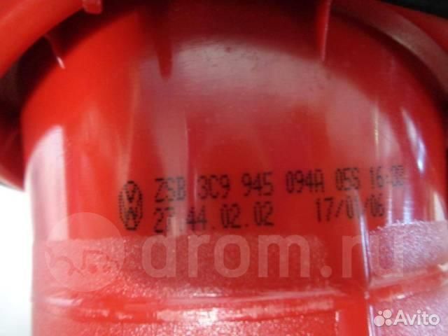 Фонарь задний внутренний правый VW Passat (B6) 20