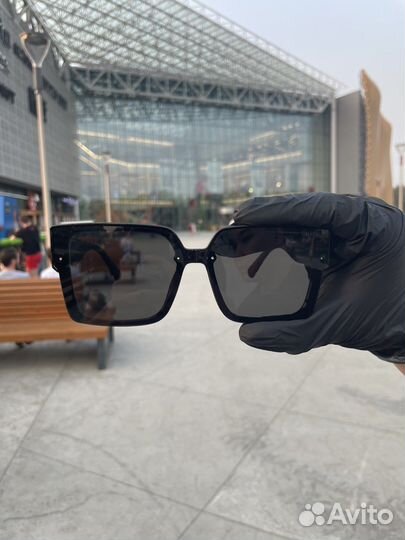 Солнцезащитные очки chanel