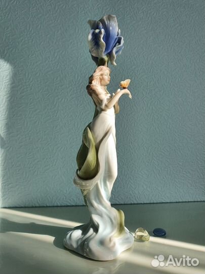 Фарфоровые статуэтки