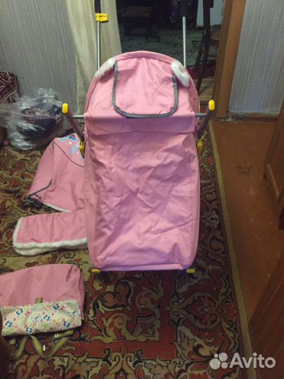 Продам санки б,у мало