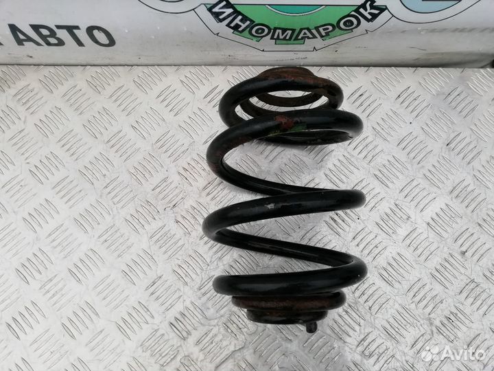 Пружина задняя Volkswagen Transporter T3