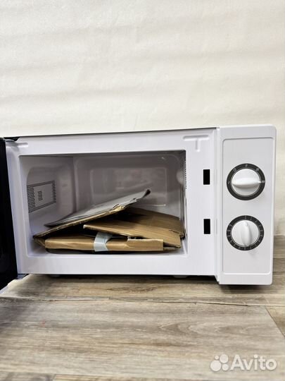 Микроволновая печь Mora MT101WH