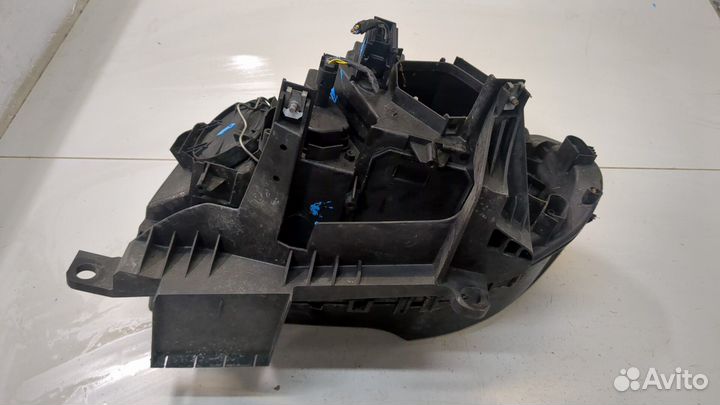 Фара (передняя) правая BMW X3 E83