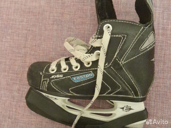 Коньки хоккейные