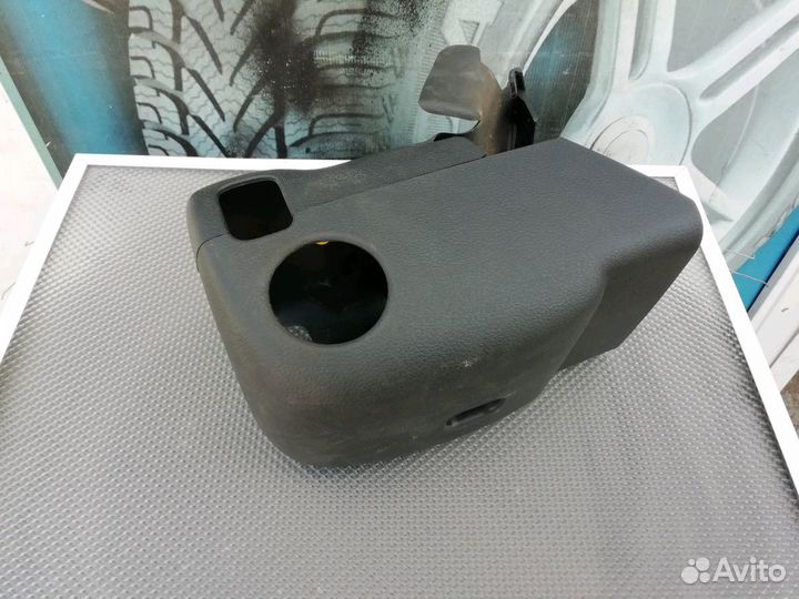 Кожуx рулeвой колонки Volkswagen Polo Sedan 2010-2