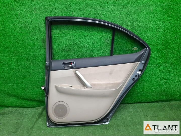 Дверь боковая задний правый toyota premio