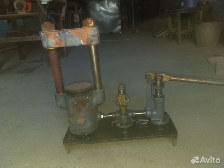 Прес ручной гидравлицеский 4.5 тонны