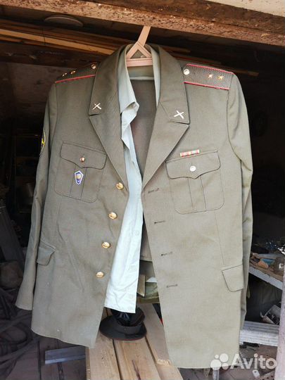 Военная форма летняя и демисезонная почти новая