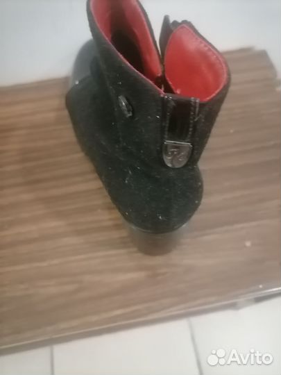 Женская обувь