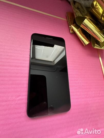 iPhone 8 Plus, 64 ГБ