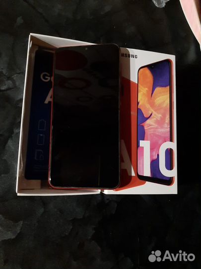 Телефон samsung A10 б/у