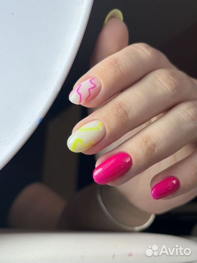 Маникюр на дому