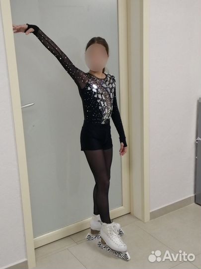 Костюм для фигурного катания