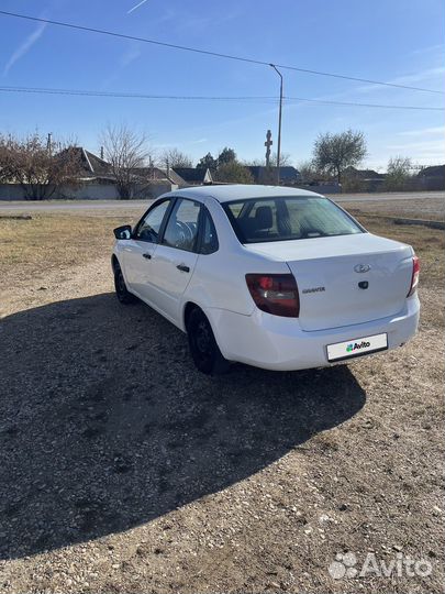 LADA Granta 1.6 МТ, 2018, 185 000 км