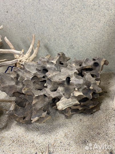 Коряги и камни в аквариум, грунт