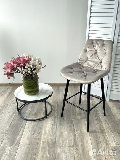 Стул полубарный YAM h-65 черный/тк. велюр